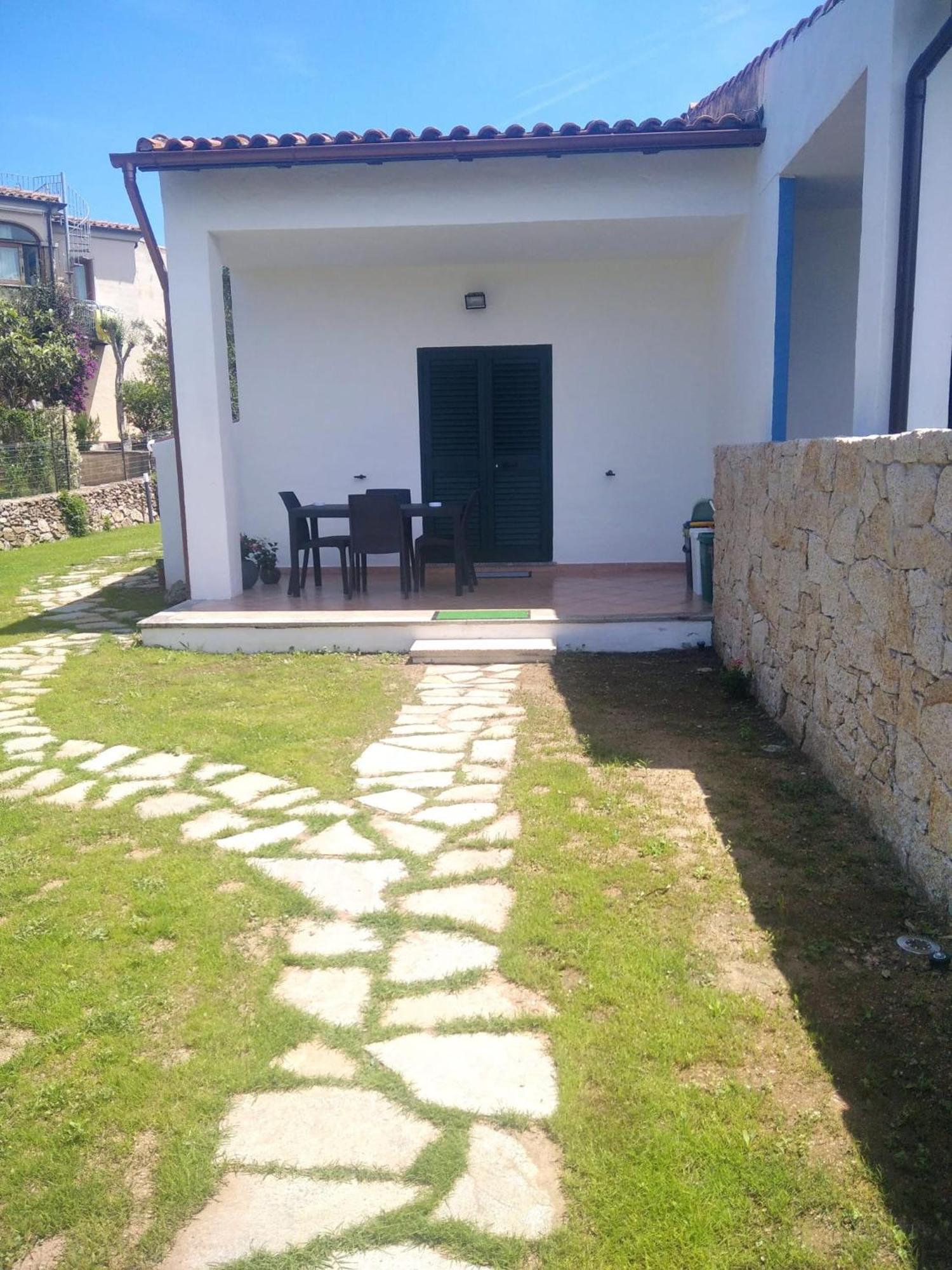 Villetta Cala D'Ambra San Teodoro  Buitenkant foto